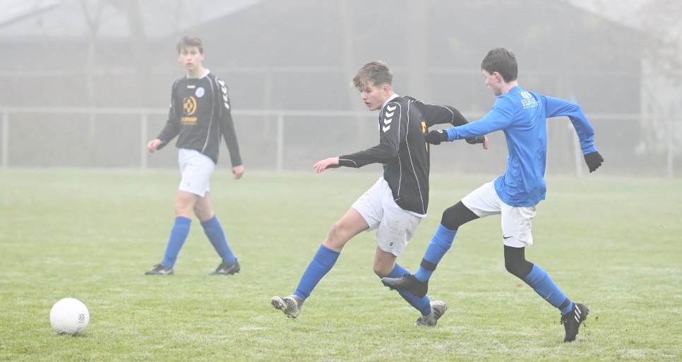 Veensche Boys JO17-1 kan nog kampioen worden – Veensche Boys