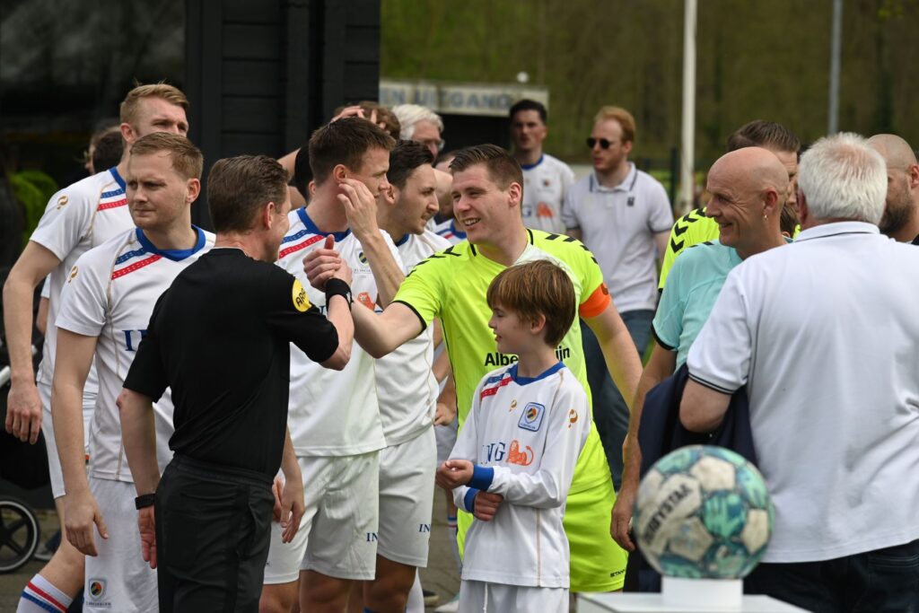 Veensche Boys Zakt Door De Ondergrens – Veensche Boys